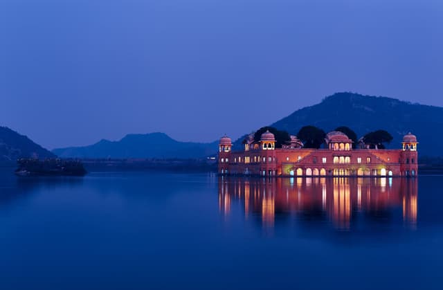 JAIPUR–AJMER-PUSHKAR-JODHPUR-UDAIPUR-JAIPUR           